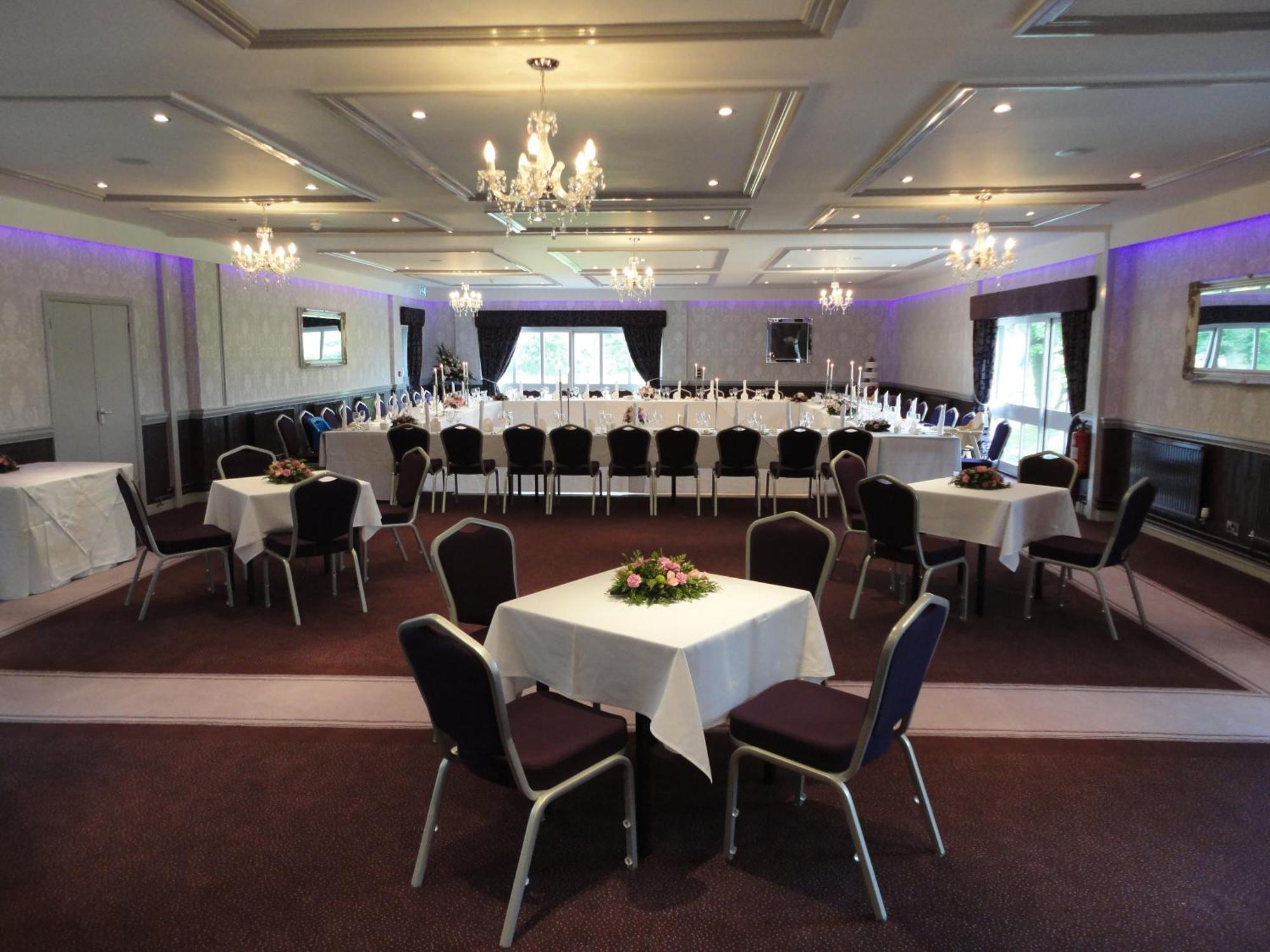Maesmawr Hall Hotel Caersws Екстериор снимка