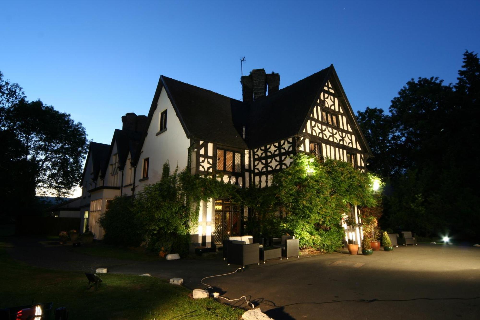 Maesmawr Hall Hotel Caersws Екстериор снимка